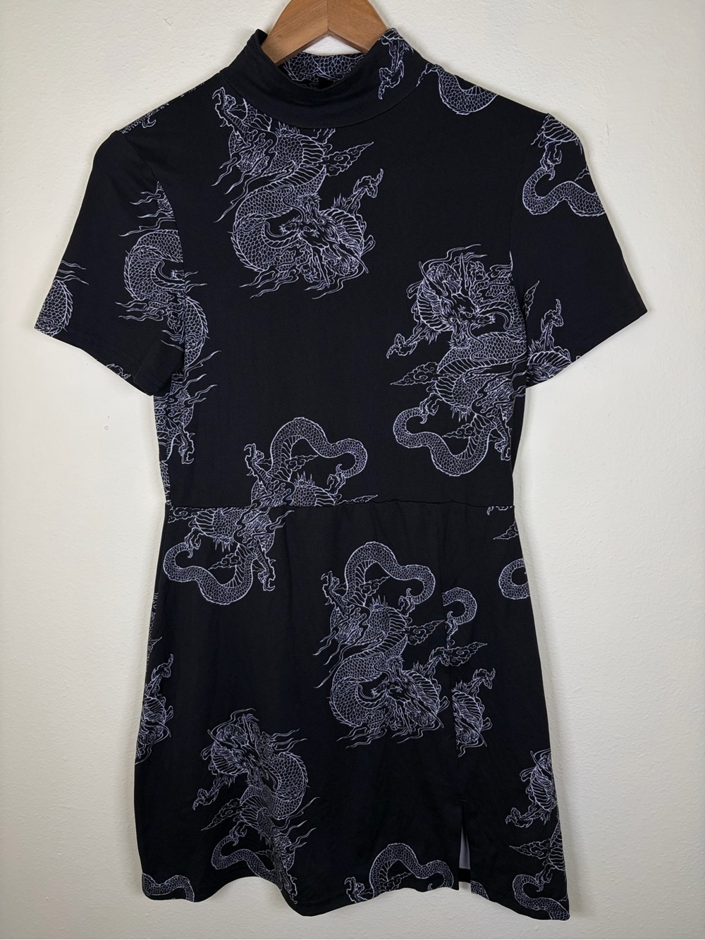 Streetwear Society Dragon Print Mock Neck Dress Size L Black